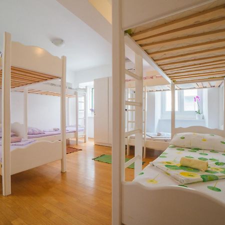 بيت شباب Cheap Sleep Marinero (Adults Only) هفار المظهر الخارجي الصورة