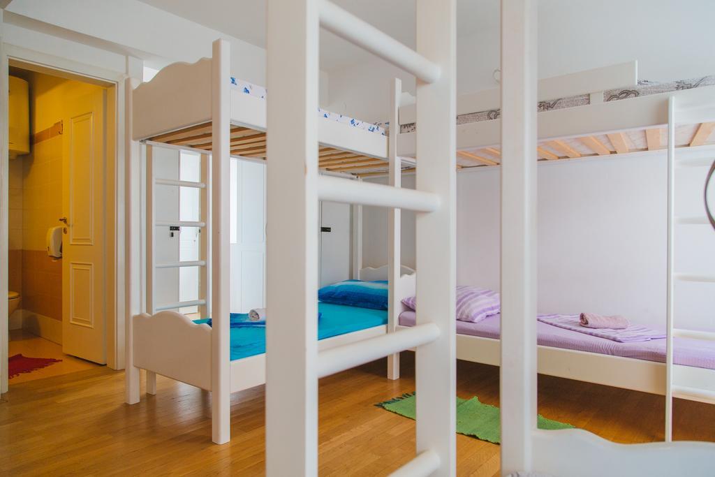 بيت شباب Cheap Sleep Marinero (Adults Only) هفار المظهر الخارجي الصورة